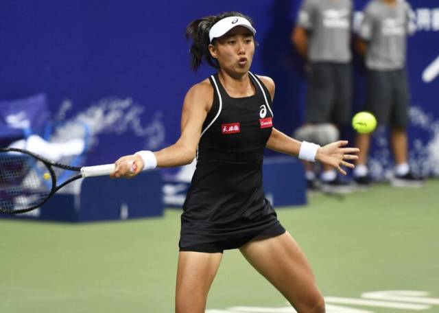 附加赛蓄力？波特执教瑞典的首场比赛1-4惨败瑞士